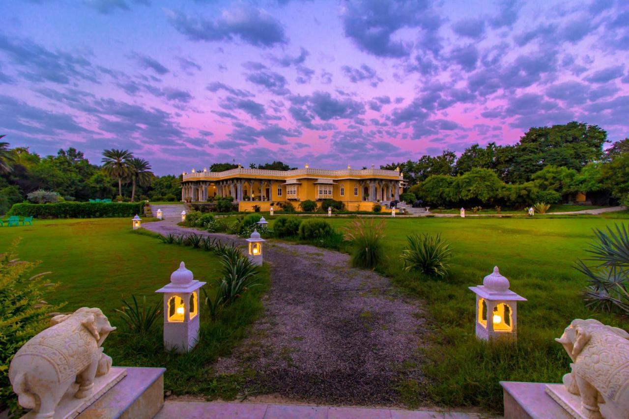 Dev Shree Deogarh Hotel Devgarh  ภายนอก รูปภาพ